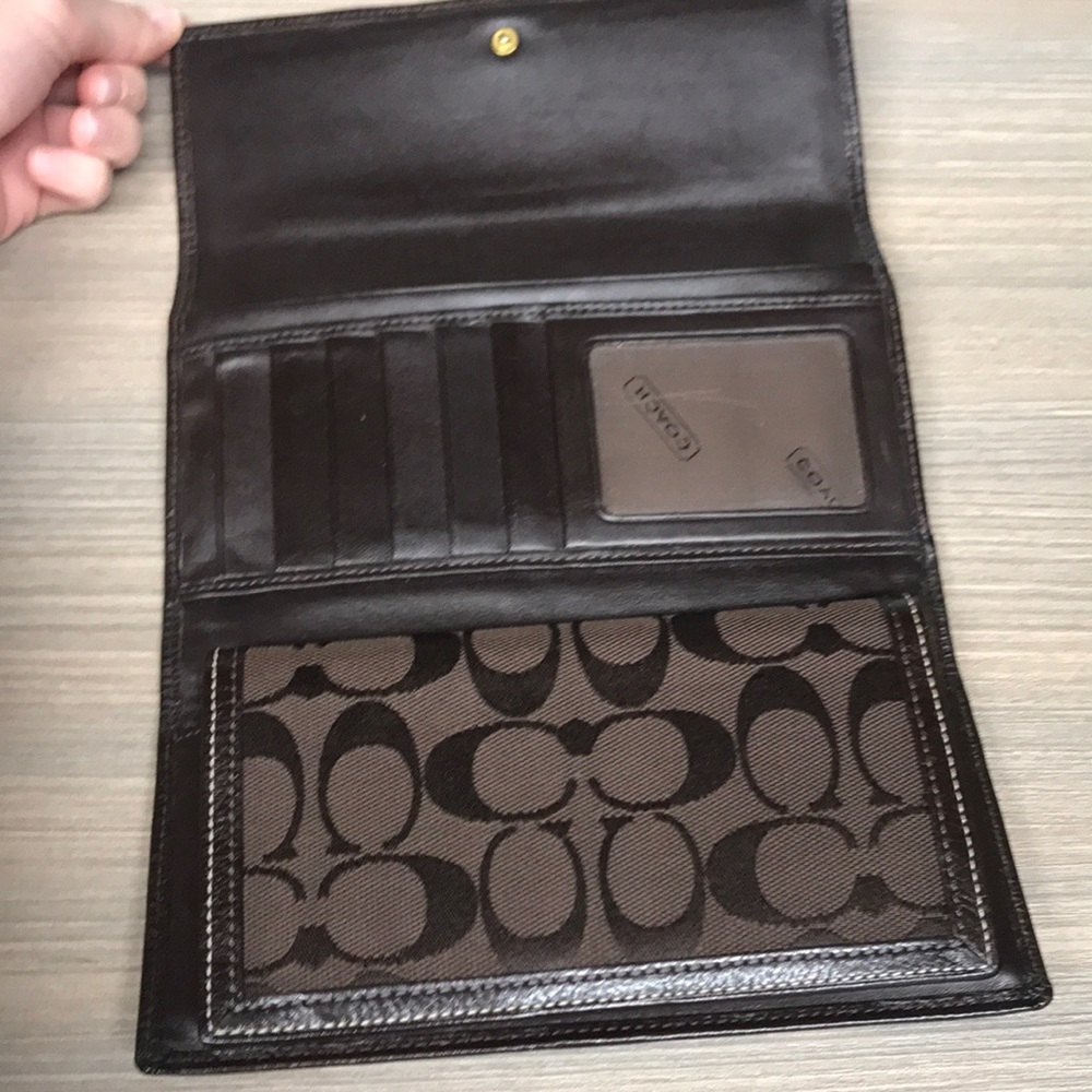 Coach Wallet - Picture 3 of 8